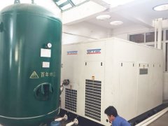 邵陽客戶購置的卡爾特空壓機和申江儲氣罐